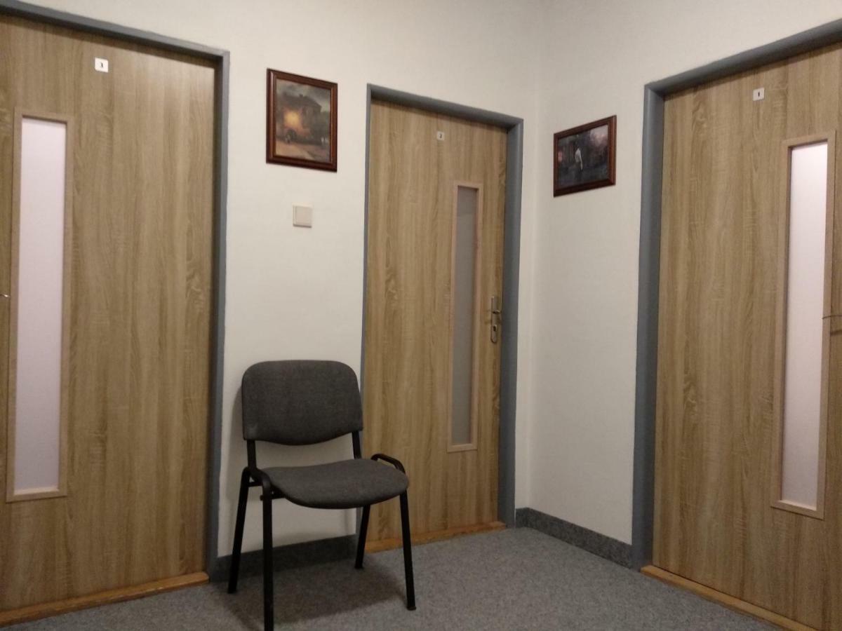 Prazdninovy Dum Na Panorame Hotel Яхимов Екстериор снимка