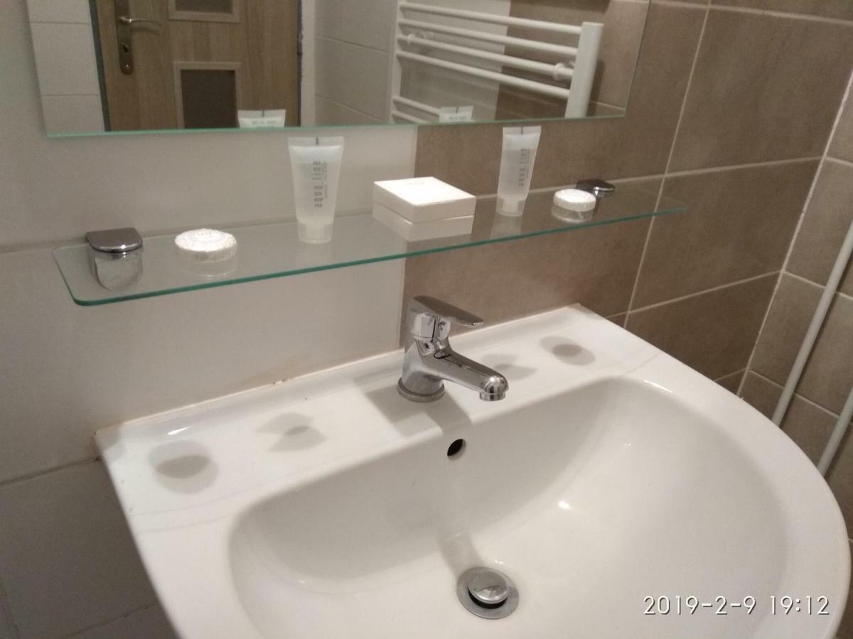 Prazdninovy Dum Na Panorame Hotel Яхимов Екстериор снимка